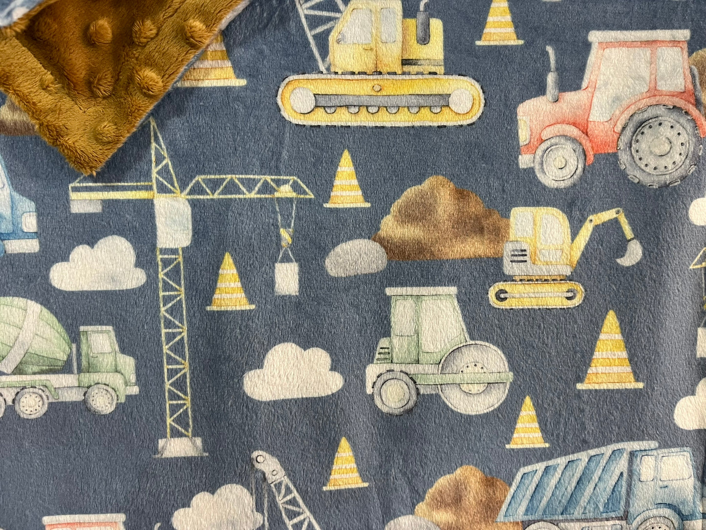 Doudou Minky MACHINERIE