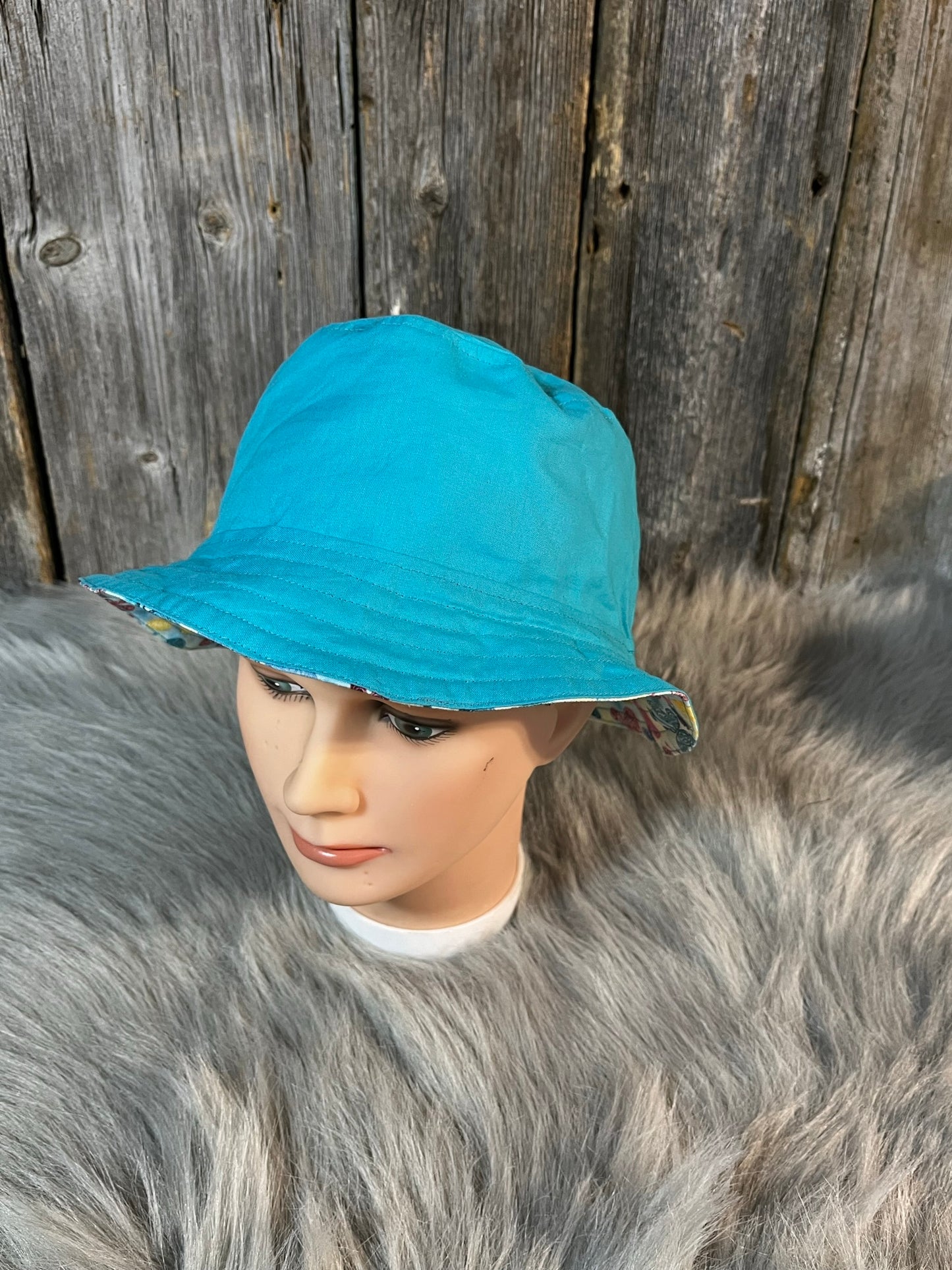 Chapeau Bob/PAPILLONS Réversible 2 en 1