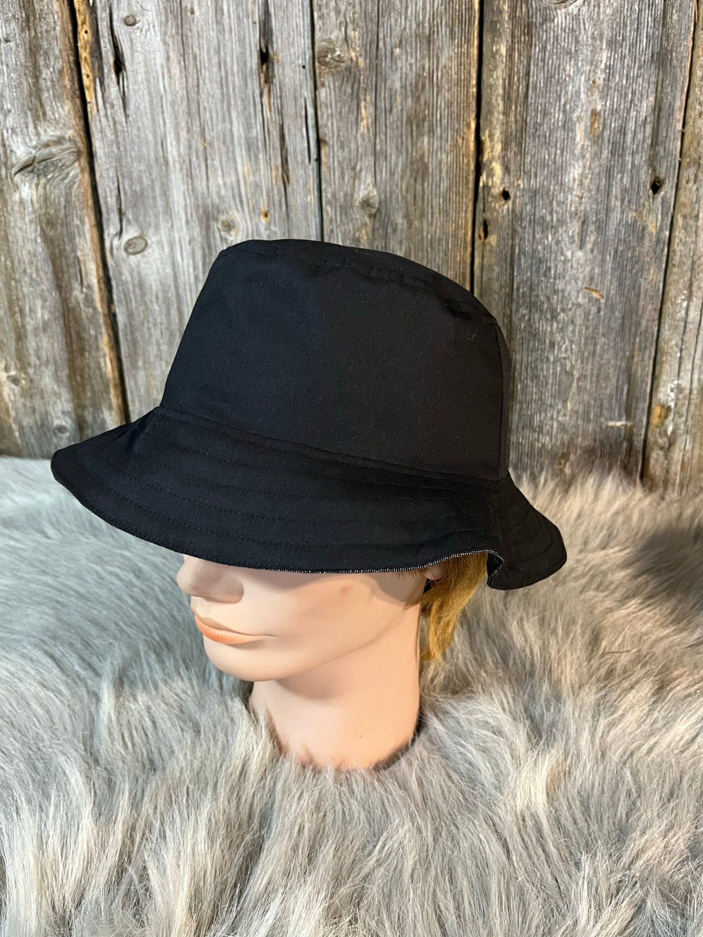 Chapeau Bob gris/CHEVAL  Réversible  2 en 1