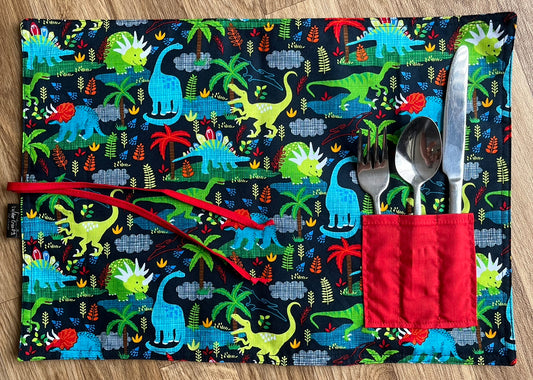 NAPPERONS avec pochette à ustenciles  DINOSAURES